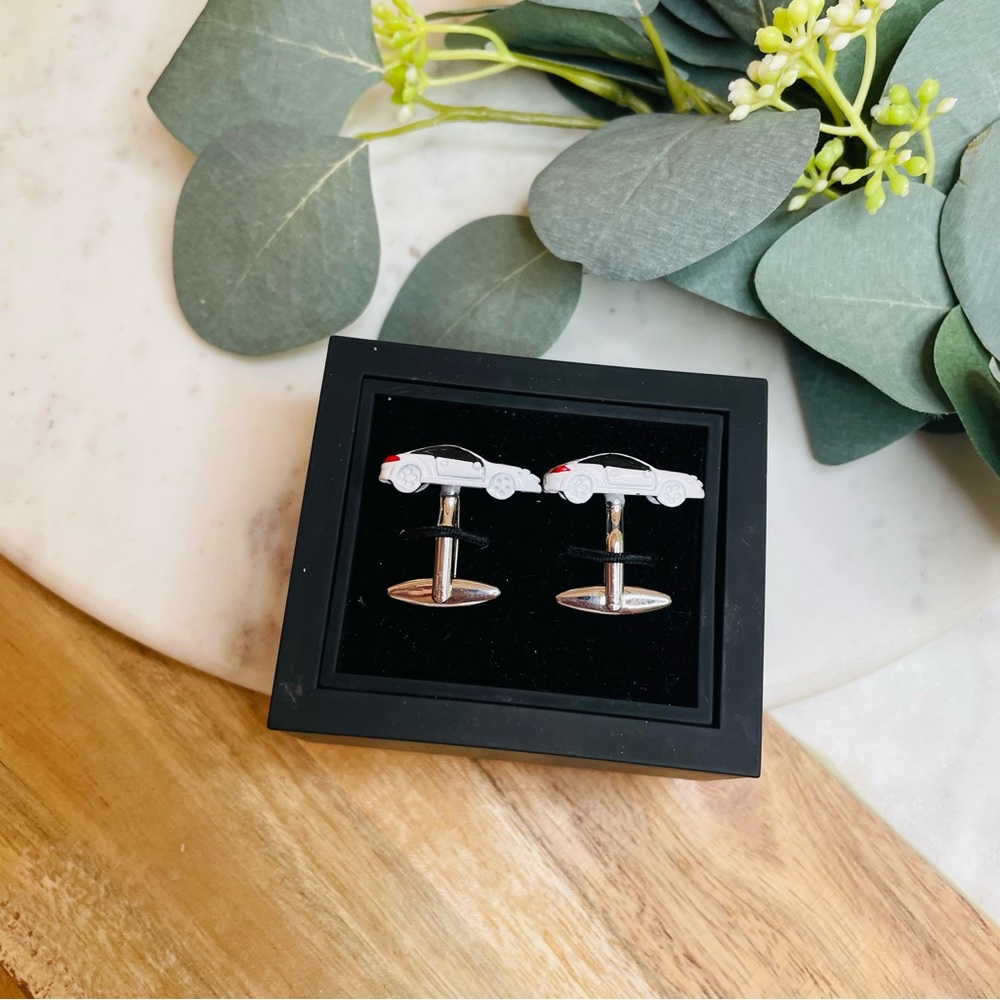 Nicole Miller New York Car Cuff Links